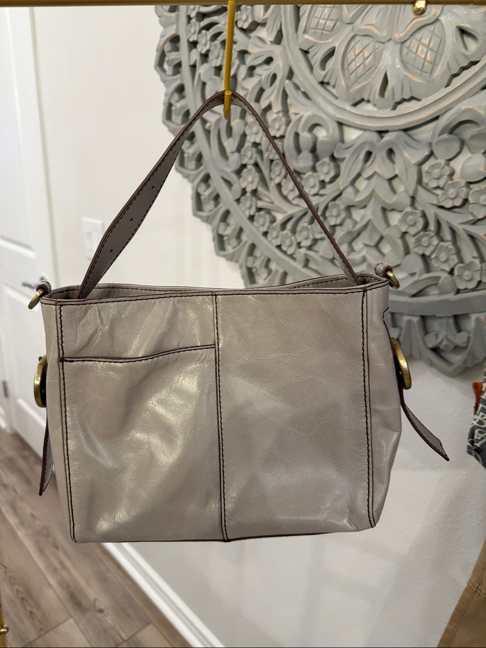 Hobo brand Classic Taupe Leather Shoulder Bag - Women - Picture 10 of 12